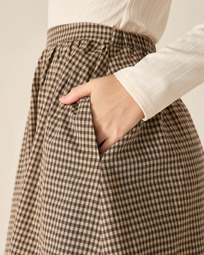 Brązowa spódnica midi w kratę