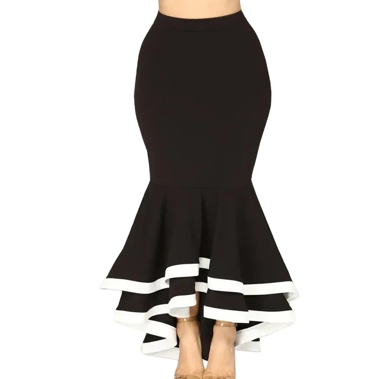 Czarna spódnica midi z rozszerzanym dołem