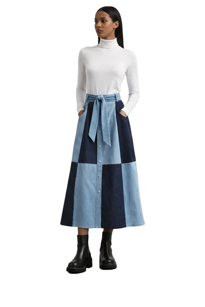 Patchworkowa dżinsowa spódnica midi z wiązaniem w talii