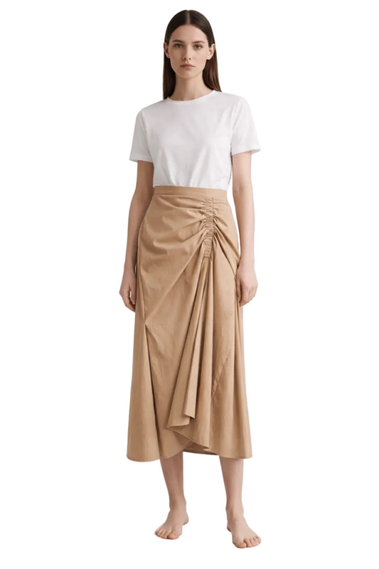 Spódnica midi w kolorze camel z marszczonym detalem kopertowym